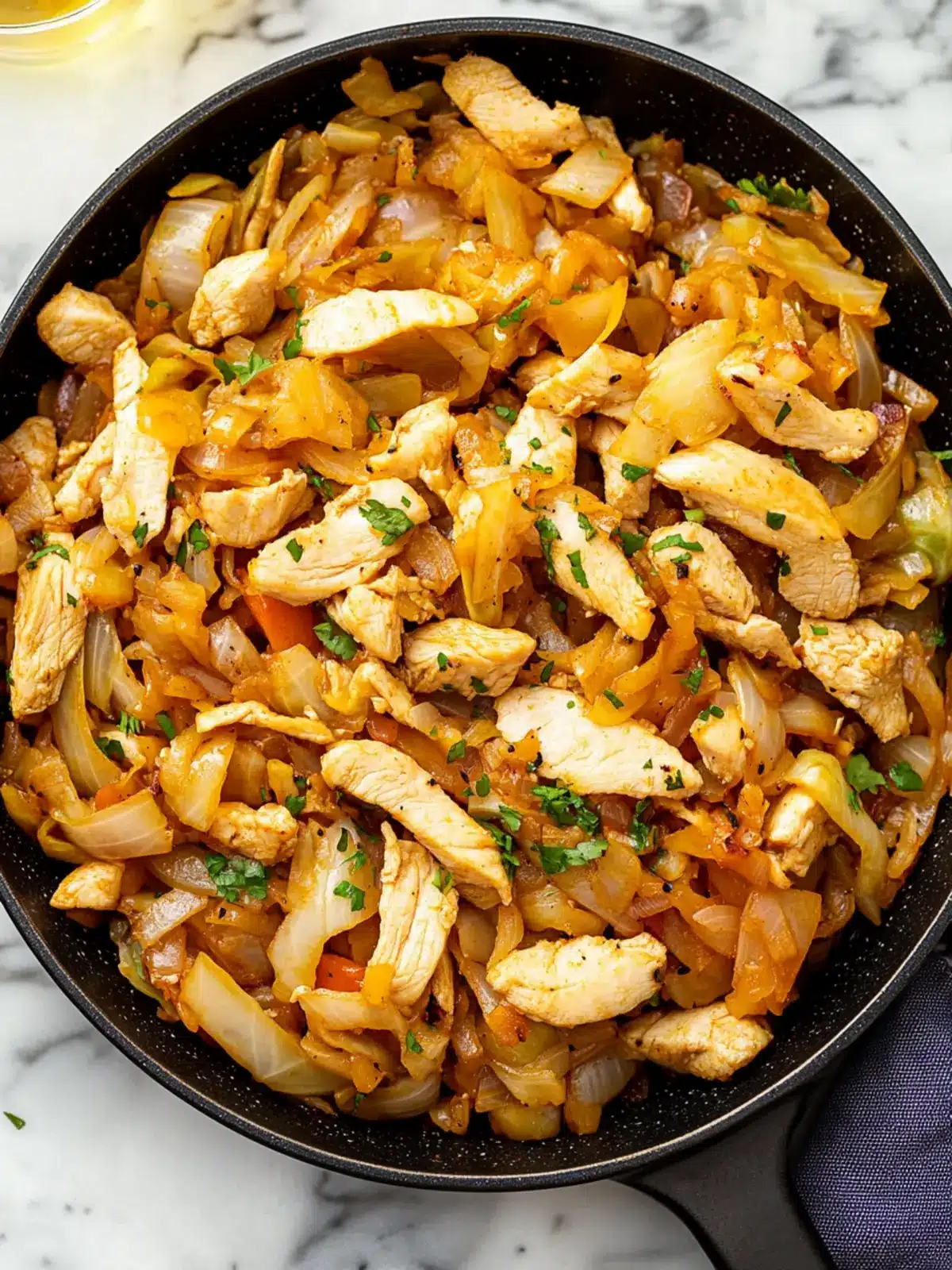 Easy Chicken and Cabbage Stir Fry for Busy Weeknight Dinners 2 Easy Chicken and Cabbage Stir Fry