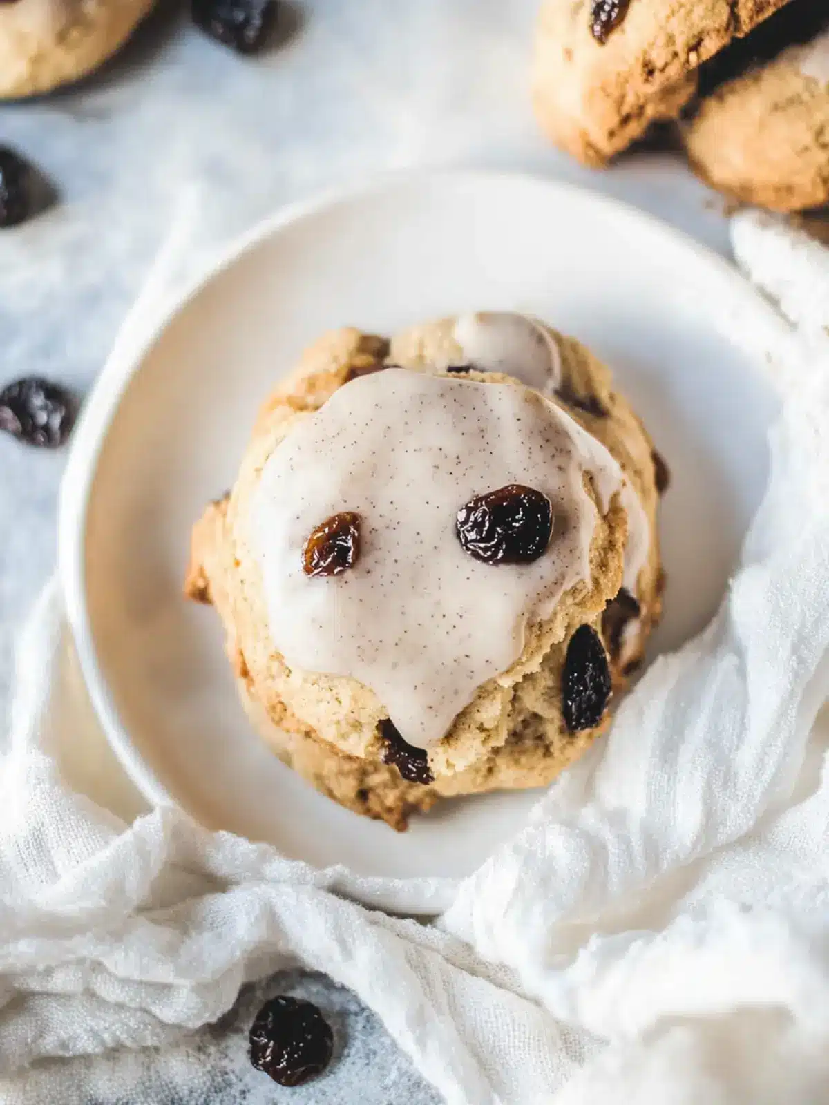 Easy Cinnamon Raisin Biscuits with a Creamy Vanilla Glaze 2 Cinnamon Raisin Biscuits